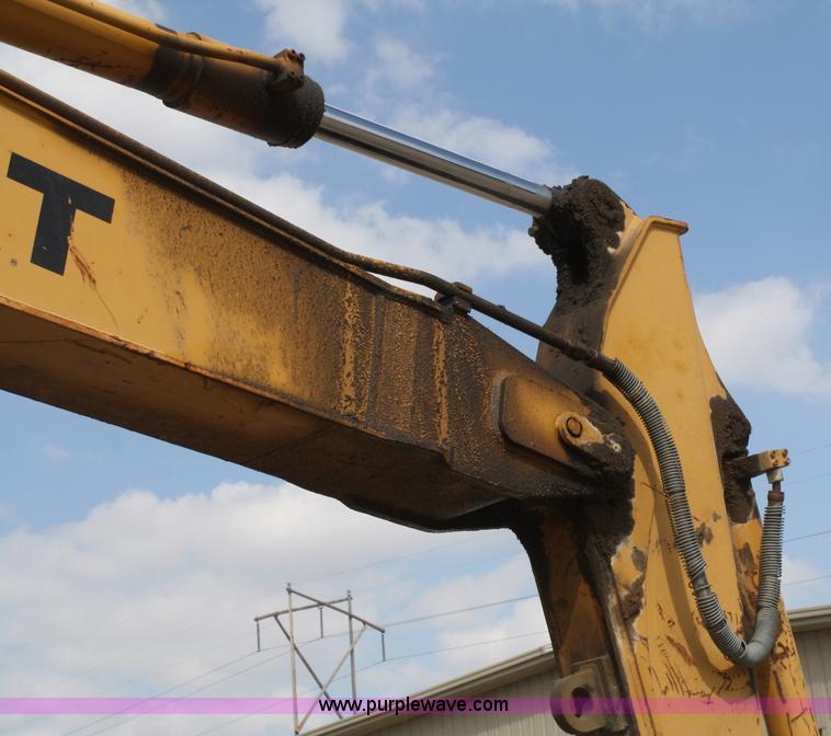 image for item A6790 1993 Caterpillar E70B mini excavator