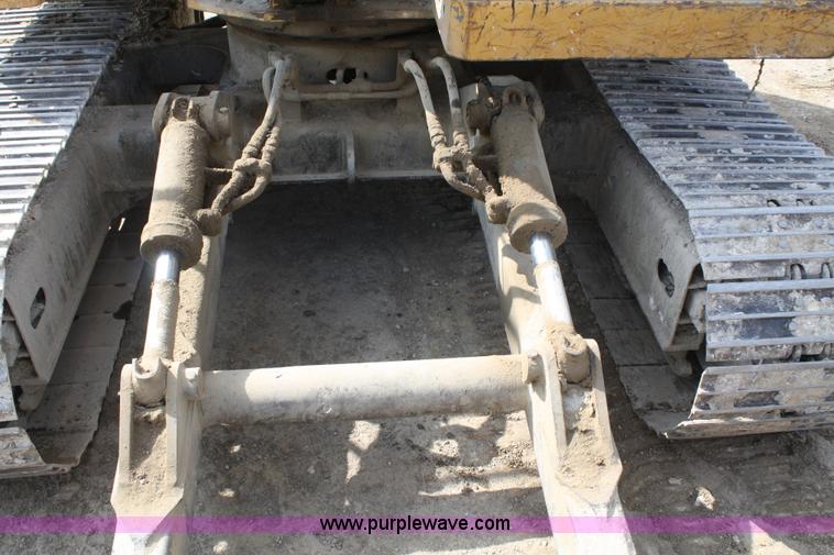 image for item A6790 1993 Caterpillar E70B mini excavator