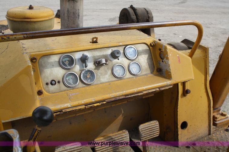 image for item A6791 1977 Caterpillar 955L track loader