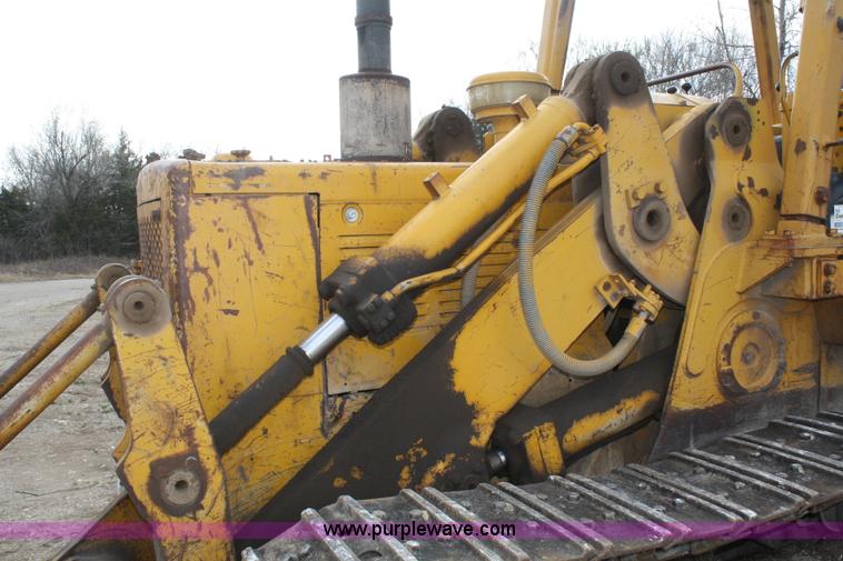image for item A6791 1977 Caterpillar 955L track loader
