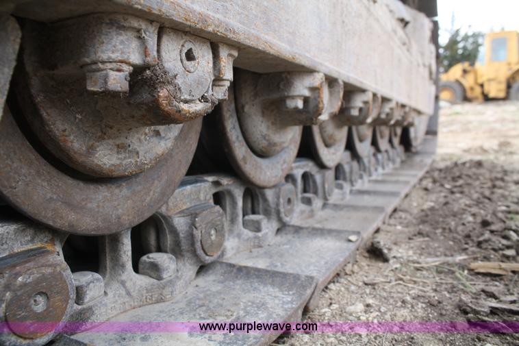 image for item A6791 1977 Caterpillar 955L track loader