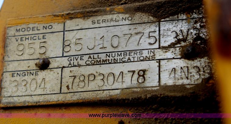 image for item A6791 1977 Caterpillar 955L track loader