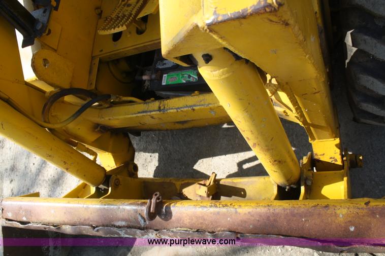 image for item A6799 Owatonna 1700 skid steer