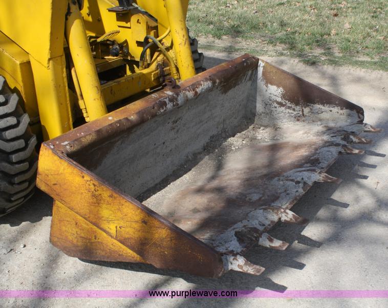 image for item A6799 Owatonna 1700 skid steer