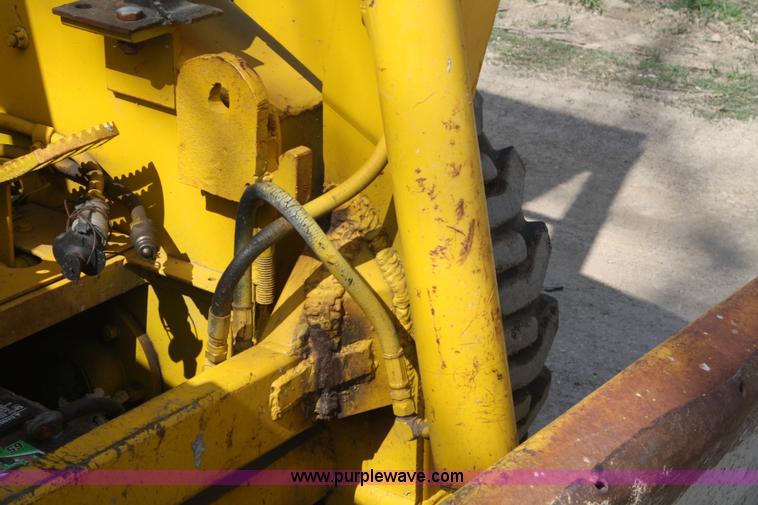 image for item A6799 Owatonna 1700 skid steer