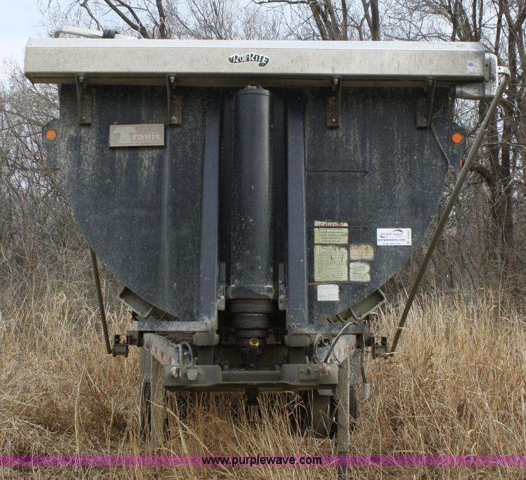 image for item A6802 2000 Travis 26' end dump trailer