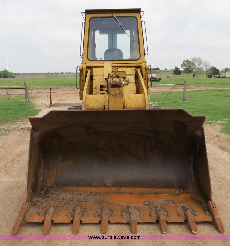 image for item B2277 1982 Caterpillar 953 track loader