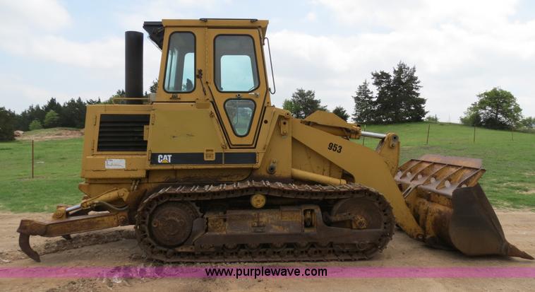 image for item B2277 1982 Caterpillar 953 track loader