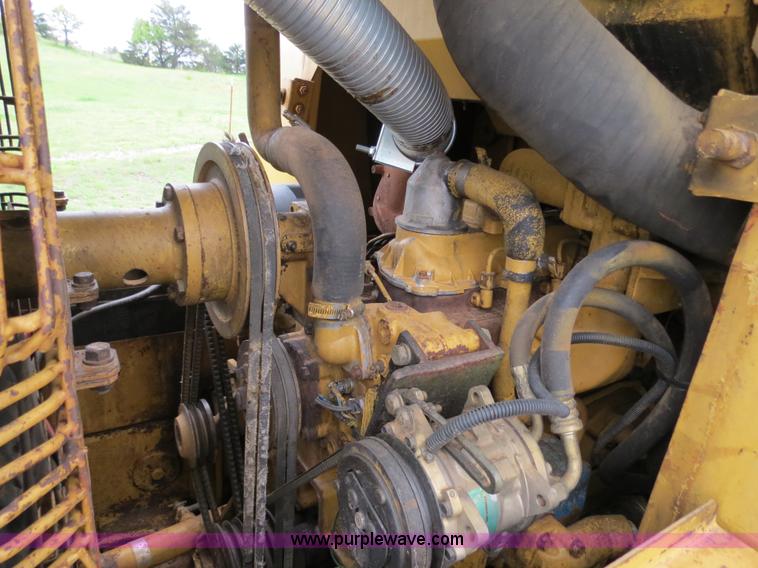 image for item B2277 1982 Caterpillar 953 track loader