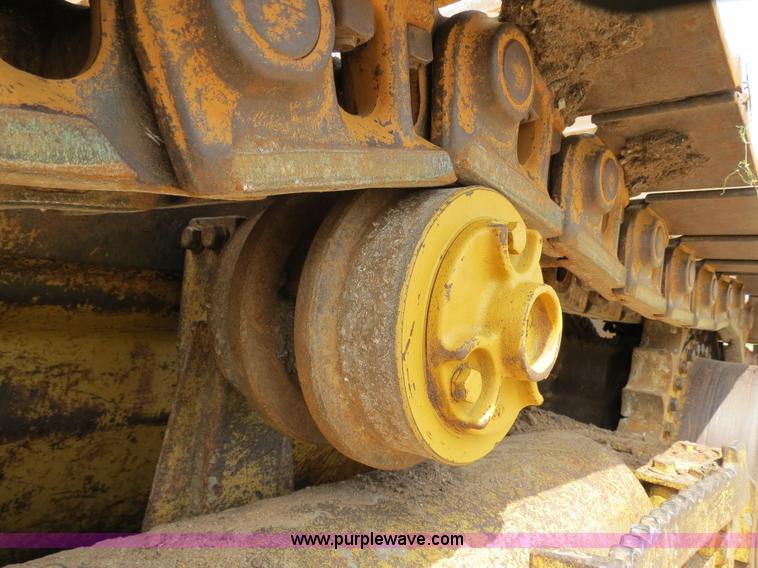 image for item B2277 1982 Caterpillar 953 track loader