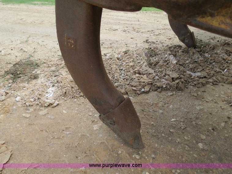 image for item B2277 1982 Caterpillar 953 track loader