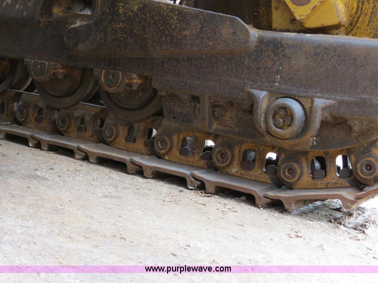 image for item B2277 1982 Caterpillar 953 track loader