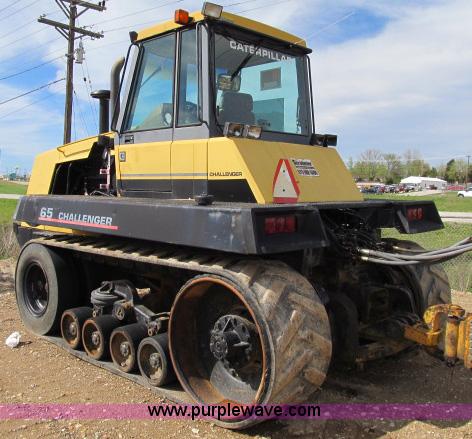 image for item B2666 1989 Caterpillar Challenger 65 tractor