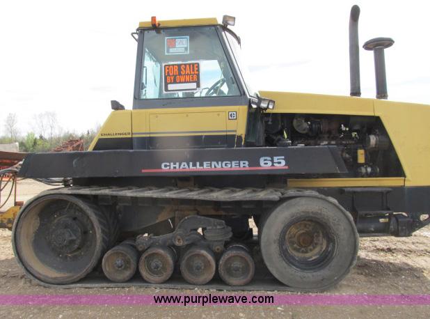 image for item B2666 1989 Caterpillar Challenger 65 tractor
