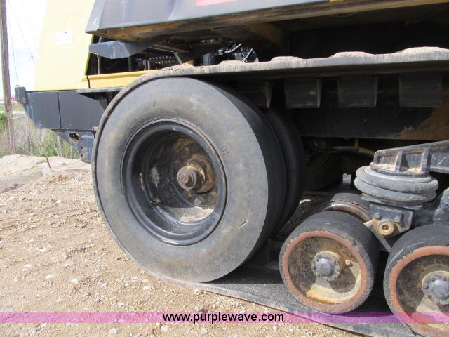 image for item B2666 1989 Caterpillar Challenger 65 tractor