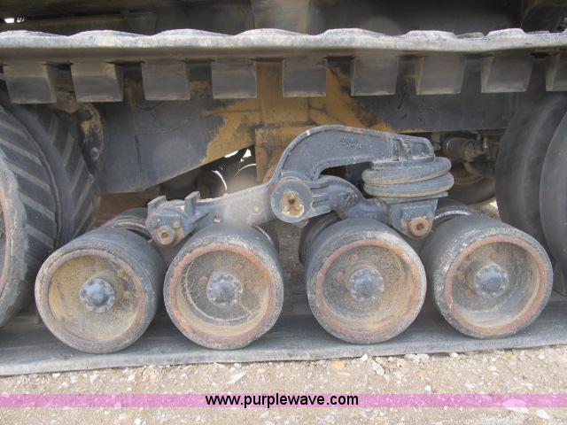 image for item B2666 1989 Caterpillar Challenger 65 tractor