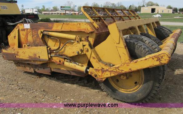 image for item B2667 Reynolds 14C towable scraper