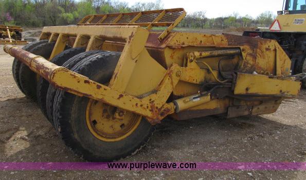 image for item B2667 Reynolds 14C towable scraper