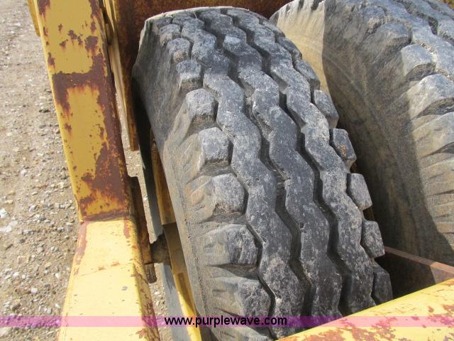 image for item B2667 Reynolds 14C towable scraper