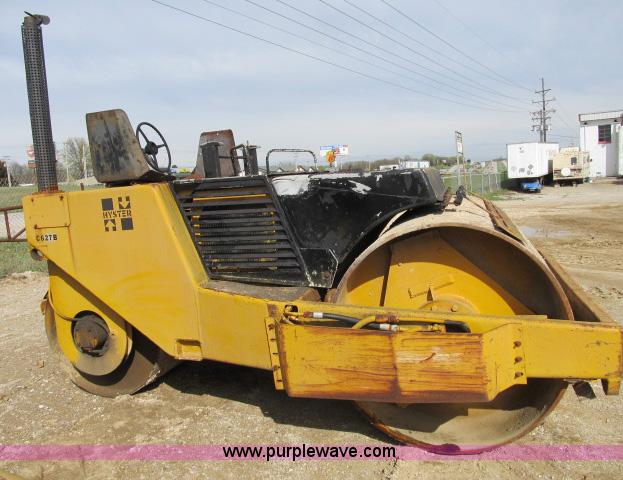 image for item B2668 Hyster C627B double drum vibratory roller
