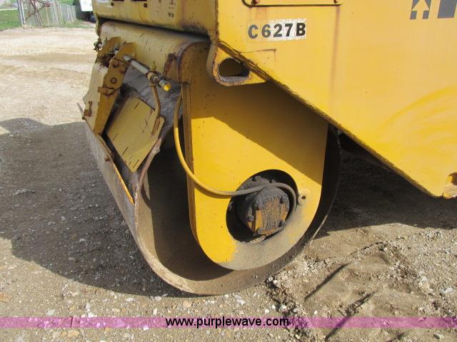 image for item B2668 Hyster C627B double drum vibratory roller