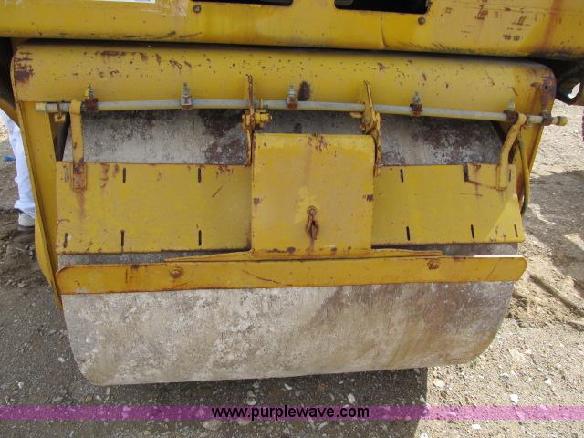 image for item B2668 Hyster C627B double drum vibratory roller