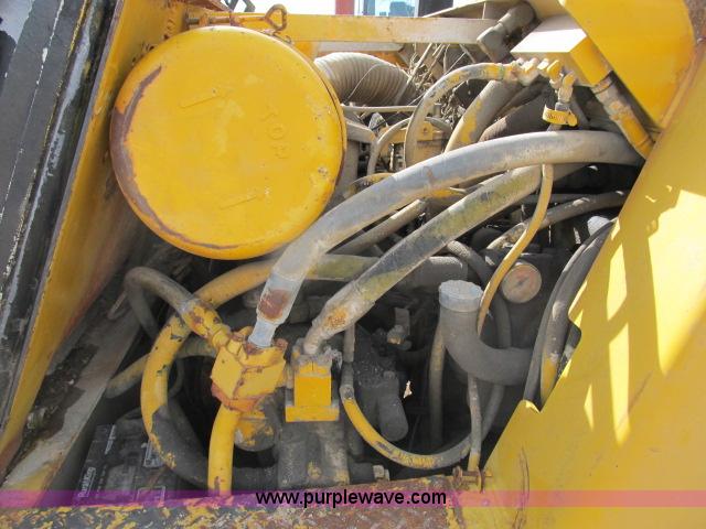 image for item B2668 Hyster C627B double drum vibratory roller