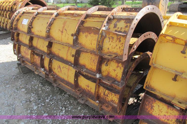 image for item B2672 EFCO 30" column forms