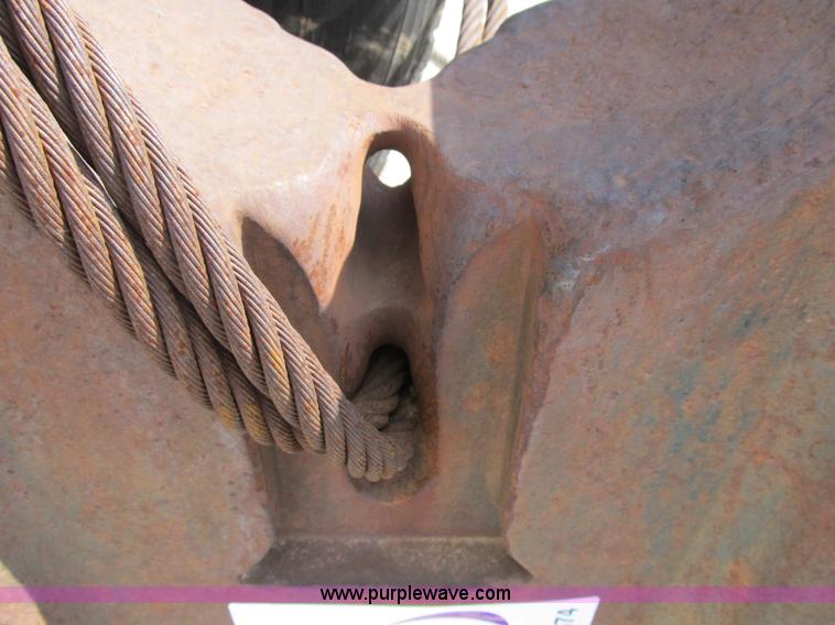 image for item B2674 4,000 lb breaker