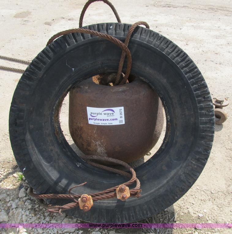 image for item B2675 2,000 lb breaker ball