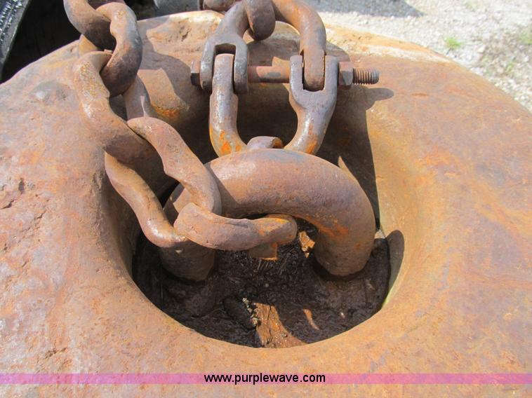 image for item B2676 3,000 lb breaker ball