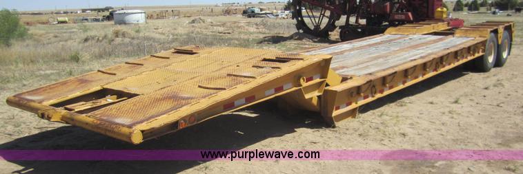 image for item B3161 1962 Hyster 35 ton neck folding trailer