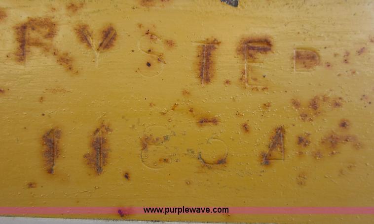 image for item B3161 1962 Hyster 35 ton neck folding trailer