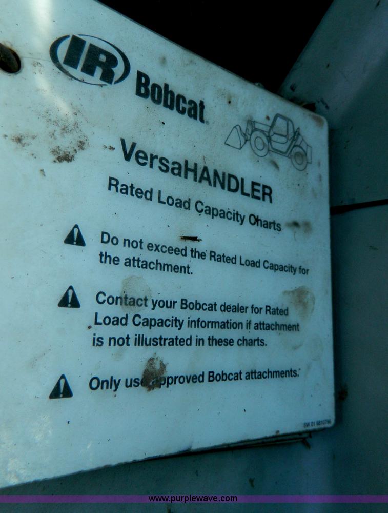 image for item B3599 Bobcat V518 Versa Handler telehandler