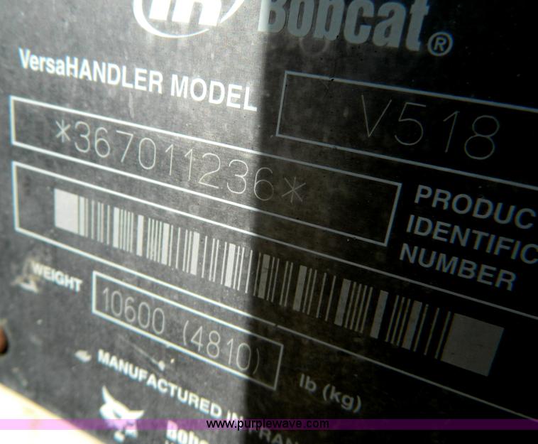 image for item B3599 Bobcat V518 Versa Handler telehandler