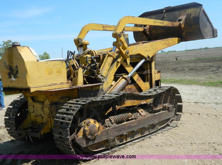 image for item B3619 Caterpillar D4 track loader