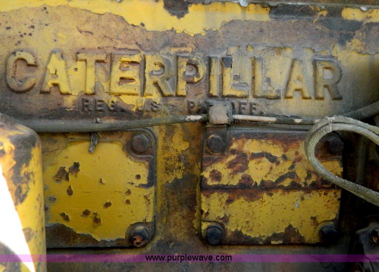 image for item B3619 Caterpillar D4 track loader