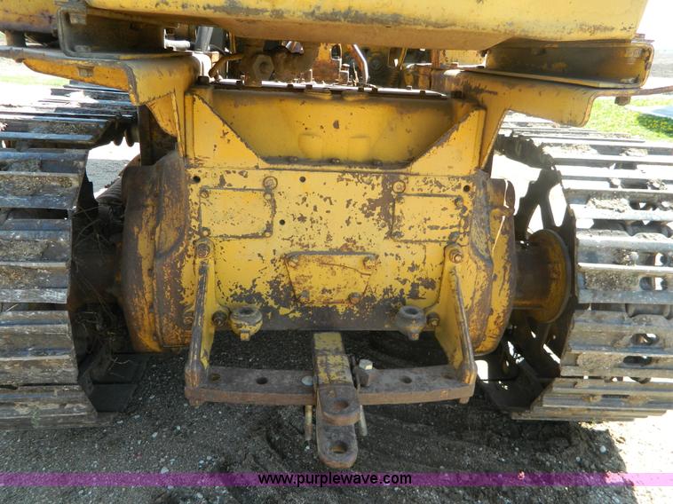 image for item B3619 Caterpillar D4 track loader