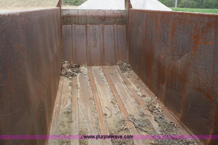 image for item B6501 18 cu. yd. gravel box