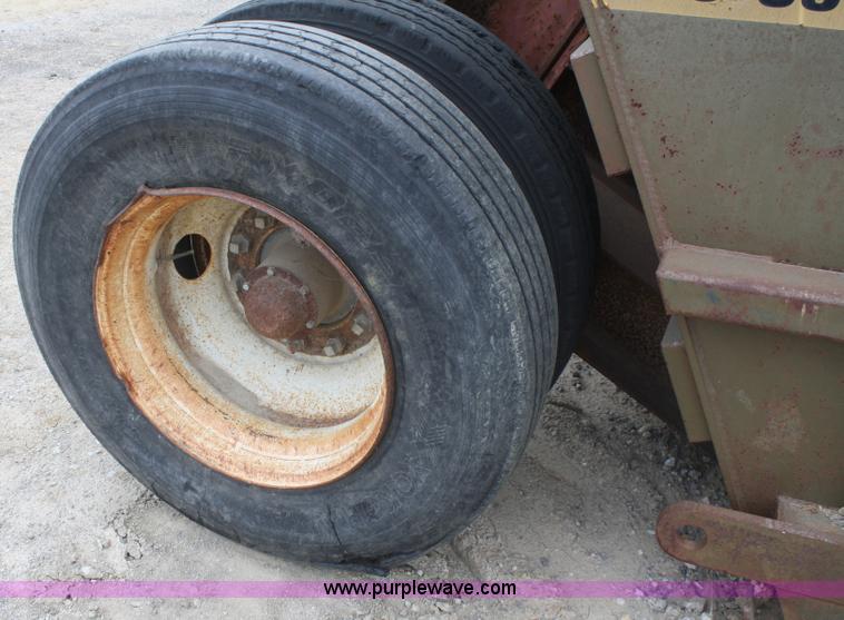 image for item B6501 18 cu. yd. gravel box