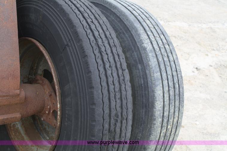 image for item B6501 18 cu. yd. gravel box