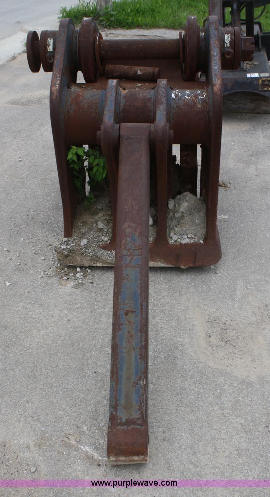 image for item B6503 Jaw crusher