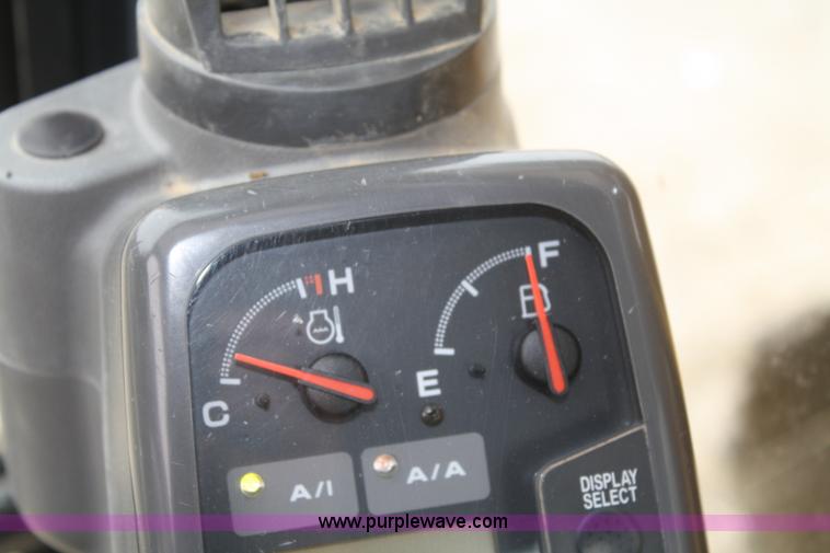 image for item B6504 2003 John Deere 330C LC excavator