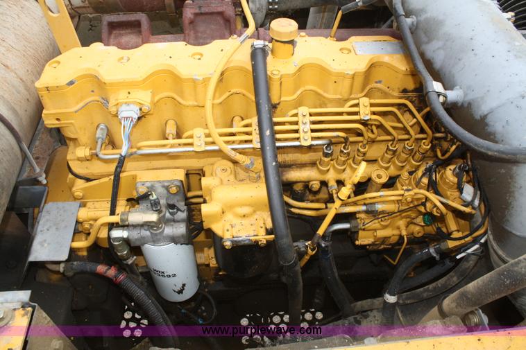 image for item B6504 2003 John Deere 330C LC excavator