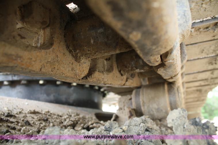 image for item B6504 2003 John Deere 330C LC excavator