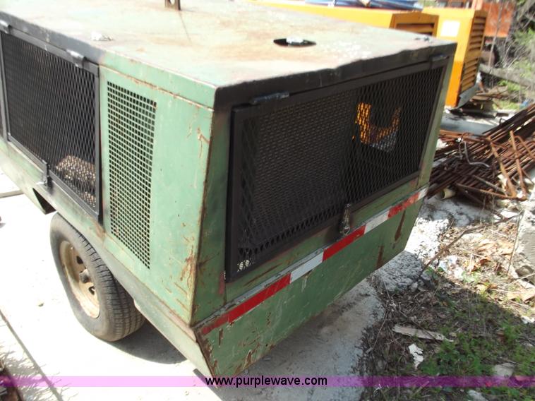 image for item B9193 Sullair 185Q compressor