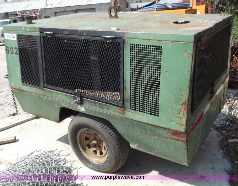 image for item B9193 Sullair 185Q compressor