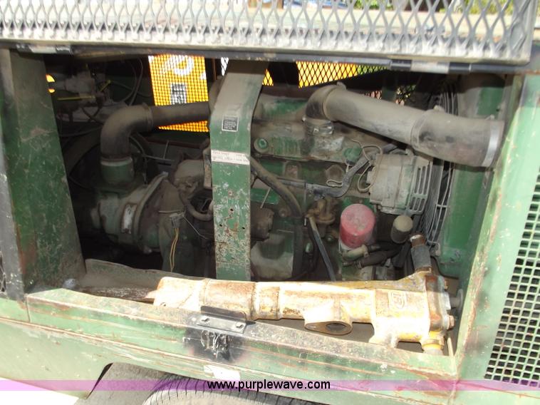 image for item B9193 Sullair 185Q compressor