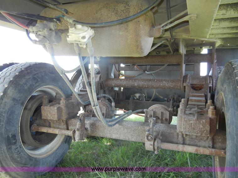 image for item C4325 1993 CMC 26' aluminum end dump semi trailer