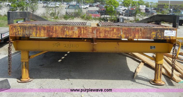 image for item C4326 Ledwell LW25RMP 25' loading ramp